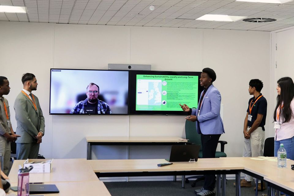 Image of B6 students at Asda HQ