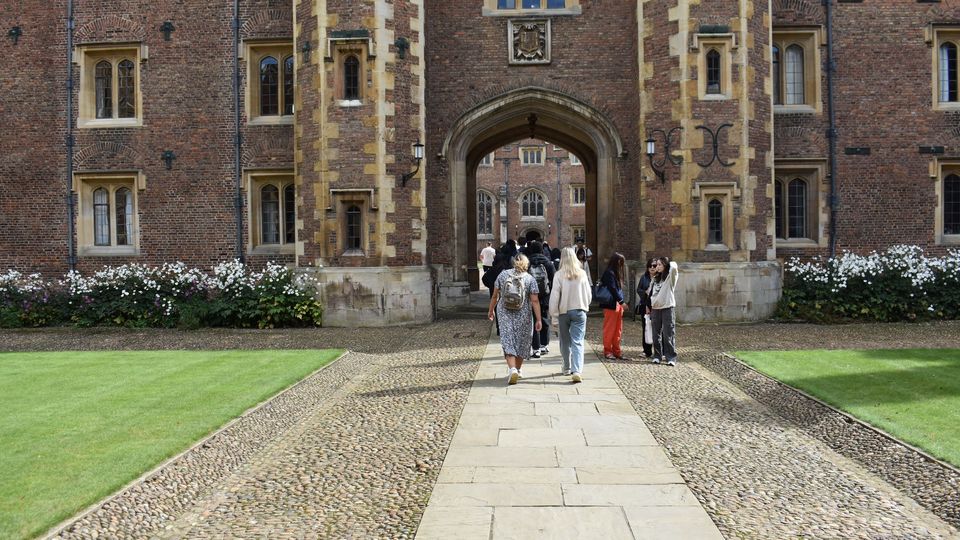 People on guided tour of Cambridge