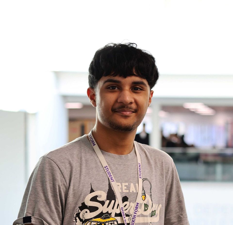 Sixth Form Bolton Celebrates Cambridge Offer for Honours Programme Student